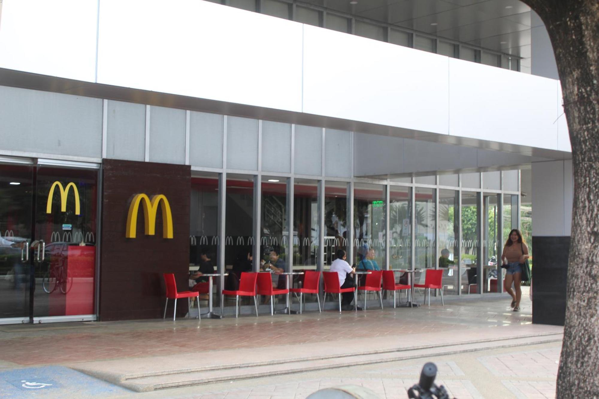 Omp 15C-T2, Seaview, Pool & Beach Access, Near Airport, Fast Wi-Fi, Netflix Punta Engano  Ngoại thất bức ảnh